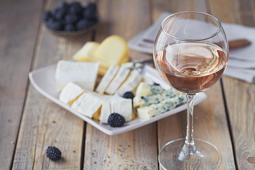 pairing rose wine with cheese